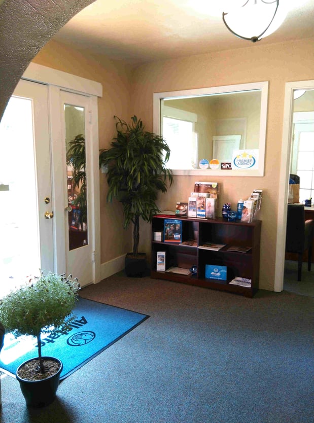 Photo gallery image