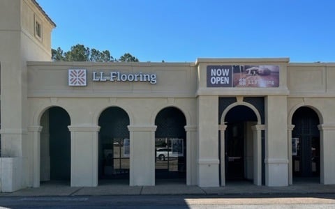 LL Flooring #1440 Hattiesburg | 4700 Hardy Street | Storefront