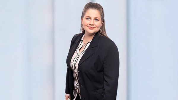 Vanessa Hermann. Ihre Ansprechpartnerin für die Barmenia Versicherung in Wahns.