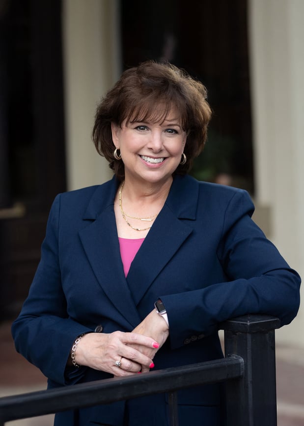 Carousel Associate Image