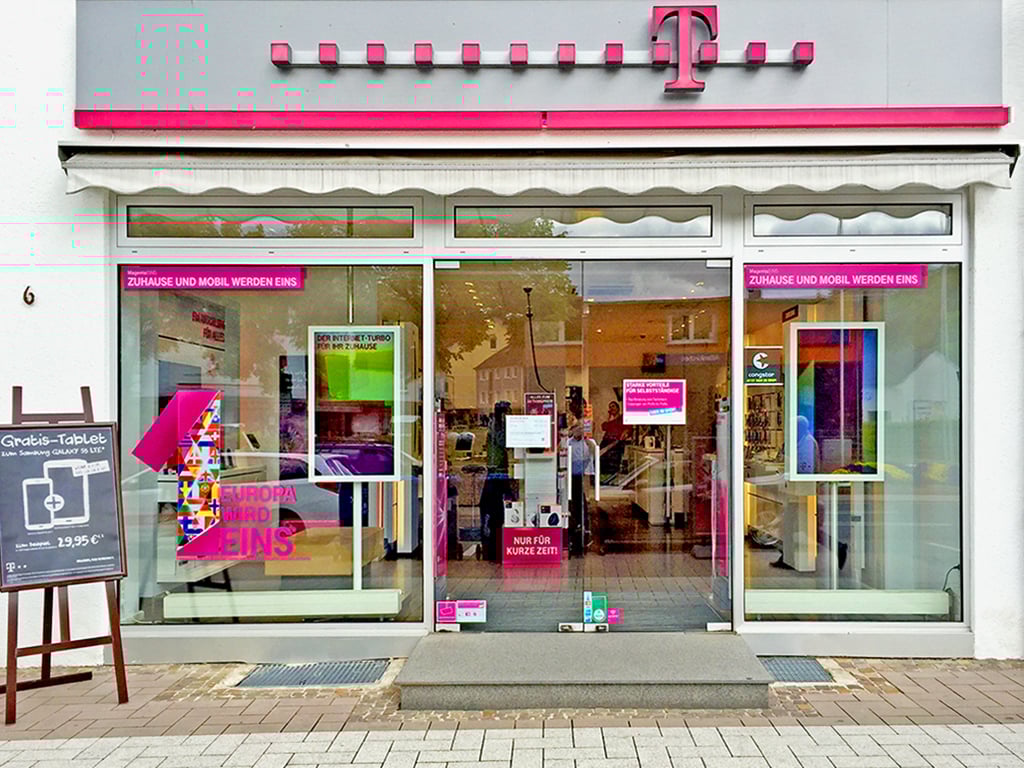 Store photo