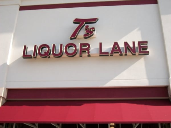 T's Liquor Lane
