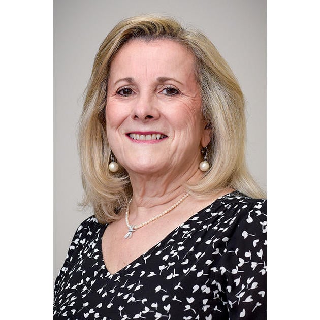 Amy R DeFelice, MD