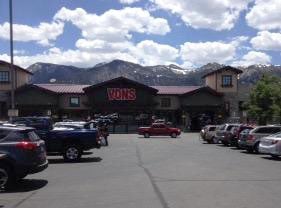 Vons Store Front Picture at 481 Old Mammoth Rd in Mammoth Lakes CA