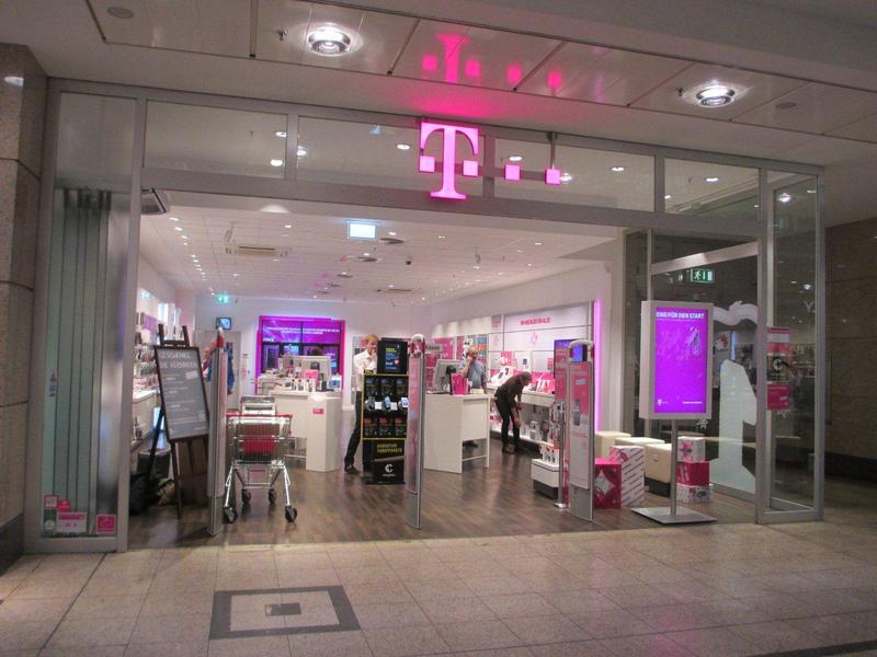 Store photo