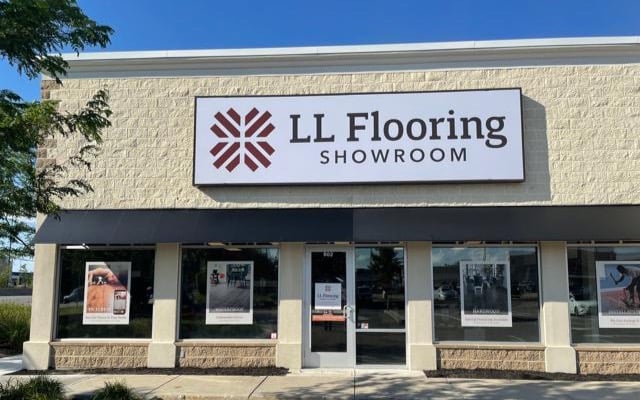 LL Flooring #1438 Dedham | 802 Providence Hwy | Storefront