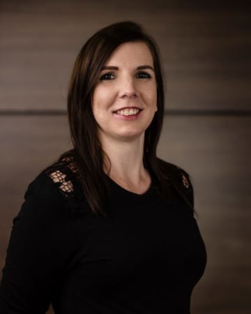 Robyn Roux's headshot