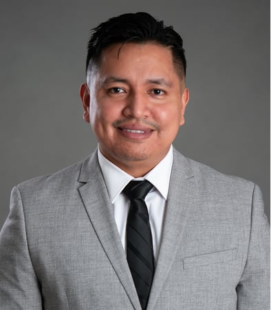 Allstate Insurance Agent Oscar Ortiz
