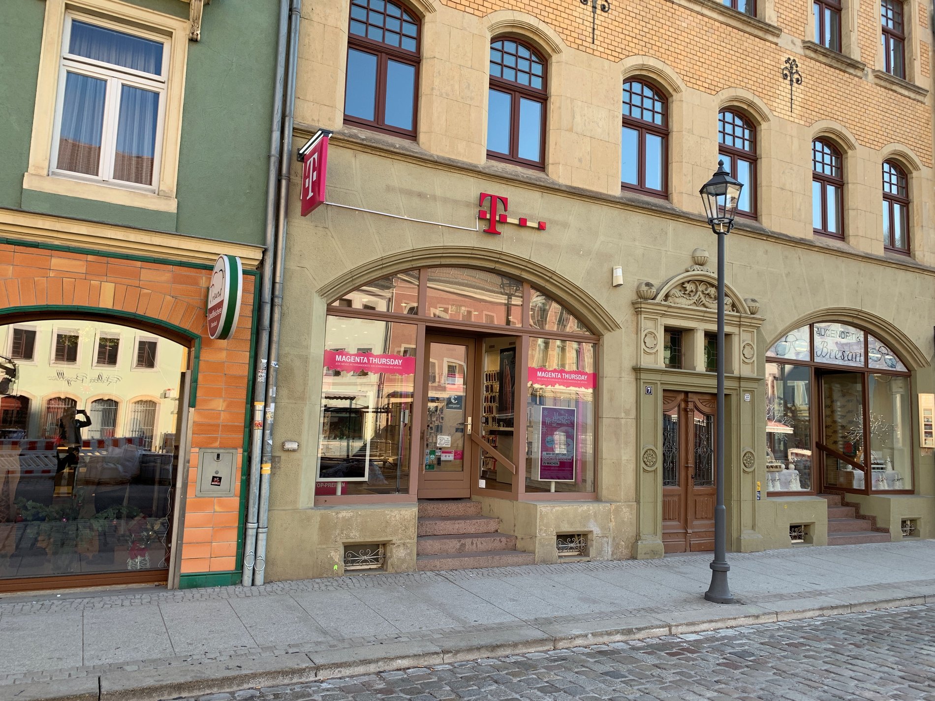 Store photo