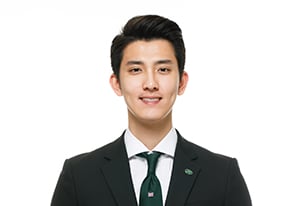 정은석's headshot