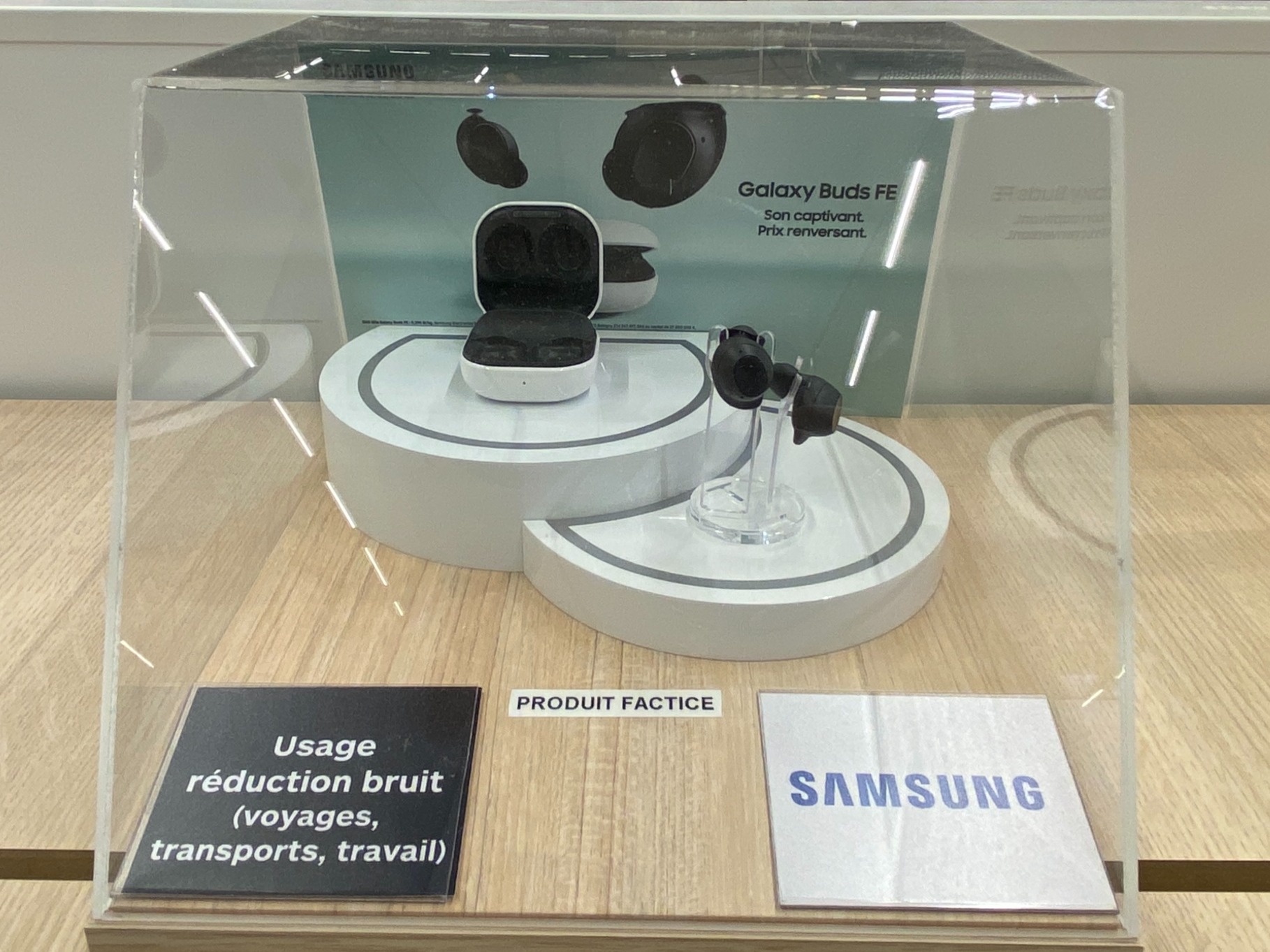Ecouteurs Samsung Galaxy Buds FE chez Boulanger Troyes - Saint Parres Aux Tertres