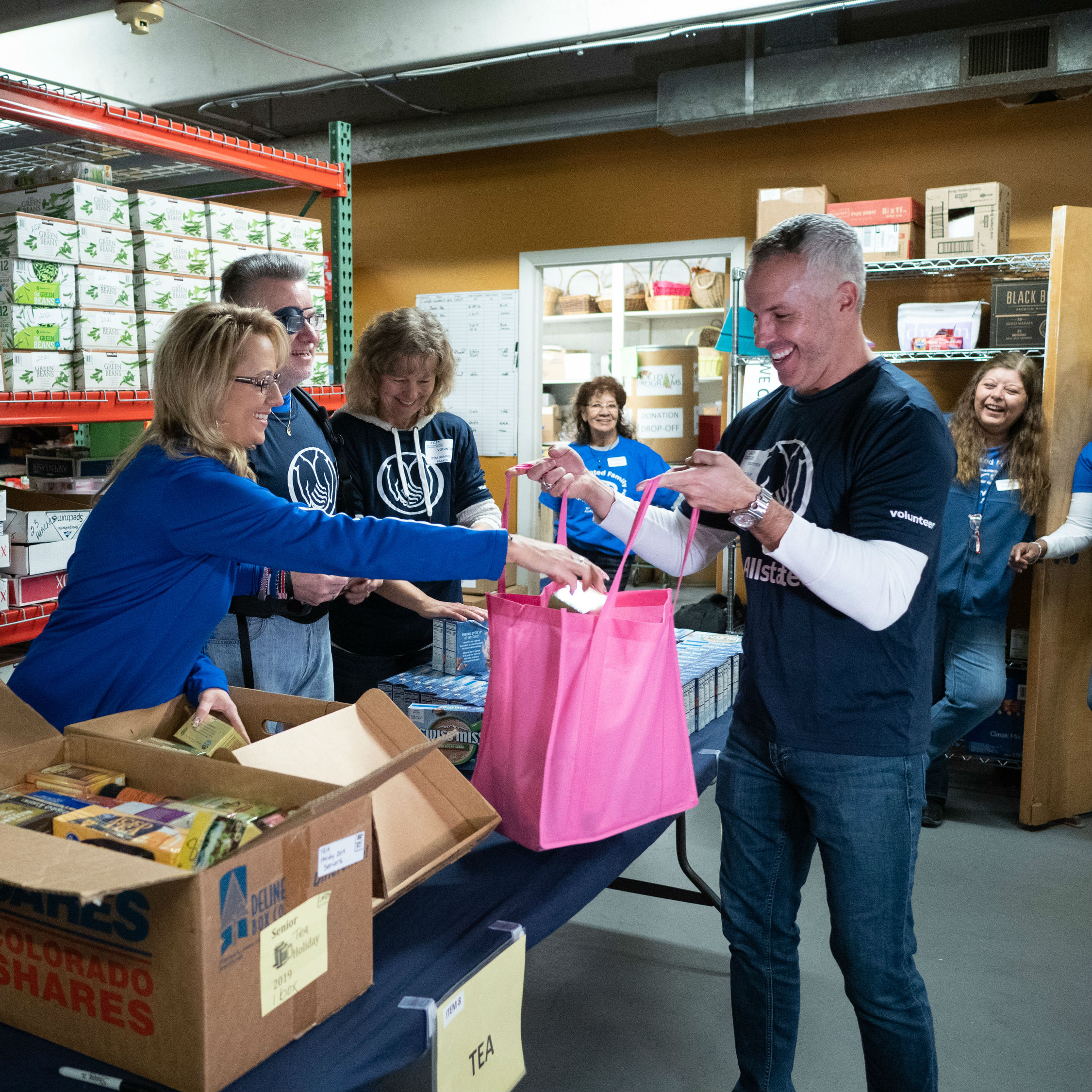 Volunteering with Integrated Family Community Services for their Senior Thanksgiving Bag and Deliver Event
