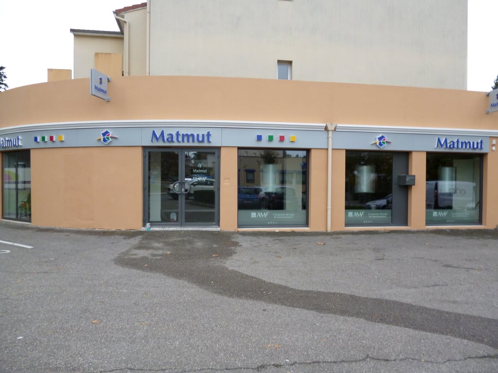 Façade de l'agence au 9 Rue de la Chaux à Andrézieux-Bouthéon