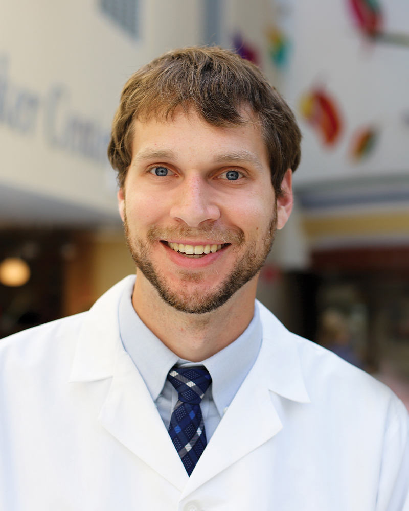 Joshua Veenstra - Beacon Kalamazoo Bone & Joint Specialists