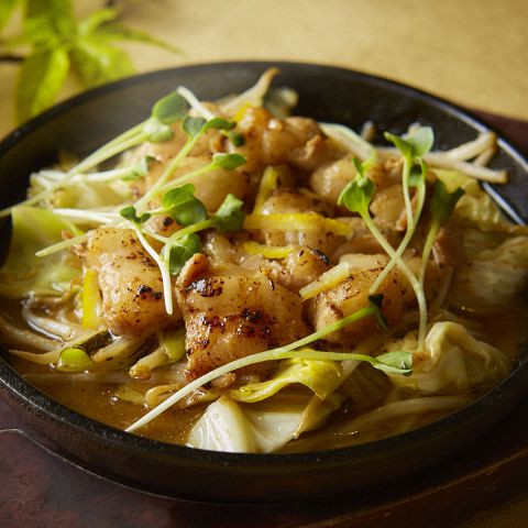 牛もつ鉄板