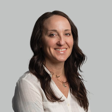 Lauren Quartarone Advisor Headshot image