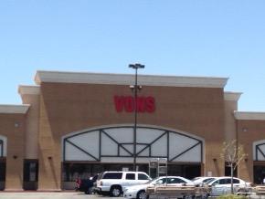 Vons Store Front Picture at 535 N Mckinley St in Corona CA