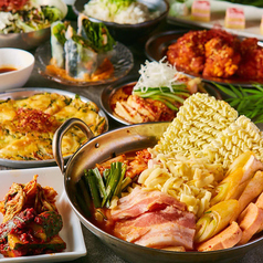 8月◆プデチゲorもつ鍋!選べる鍋付<宴会>コース◆8品2h飲放4000円