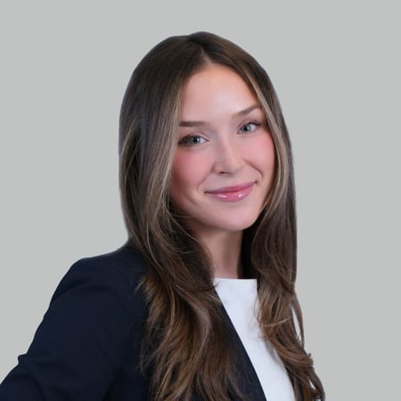 Caroline Coen Advisor Headshot image