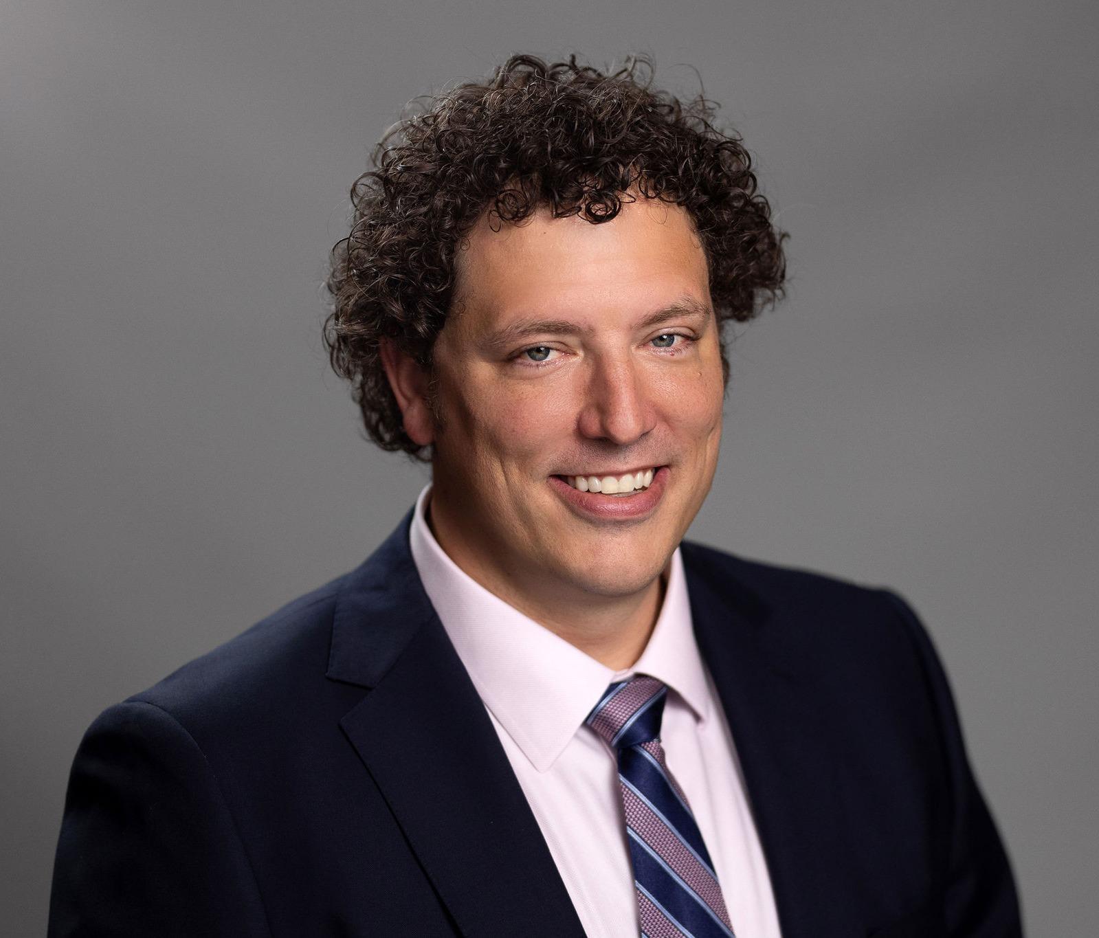 Photo of Alan Cumming - Morgan Stanley
