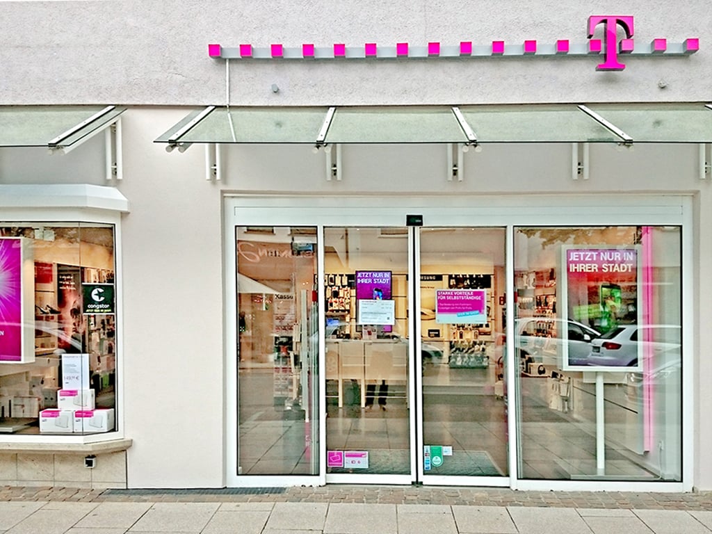 Store photo