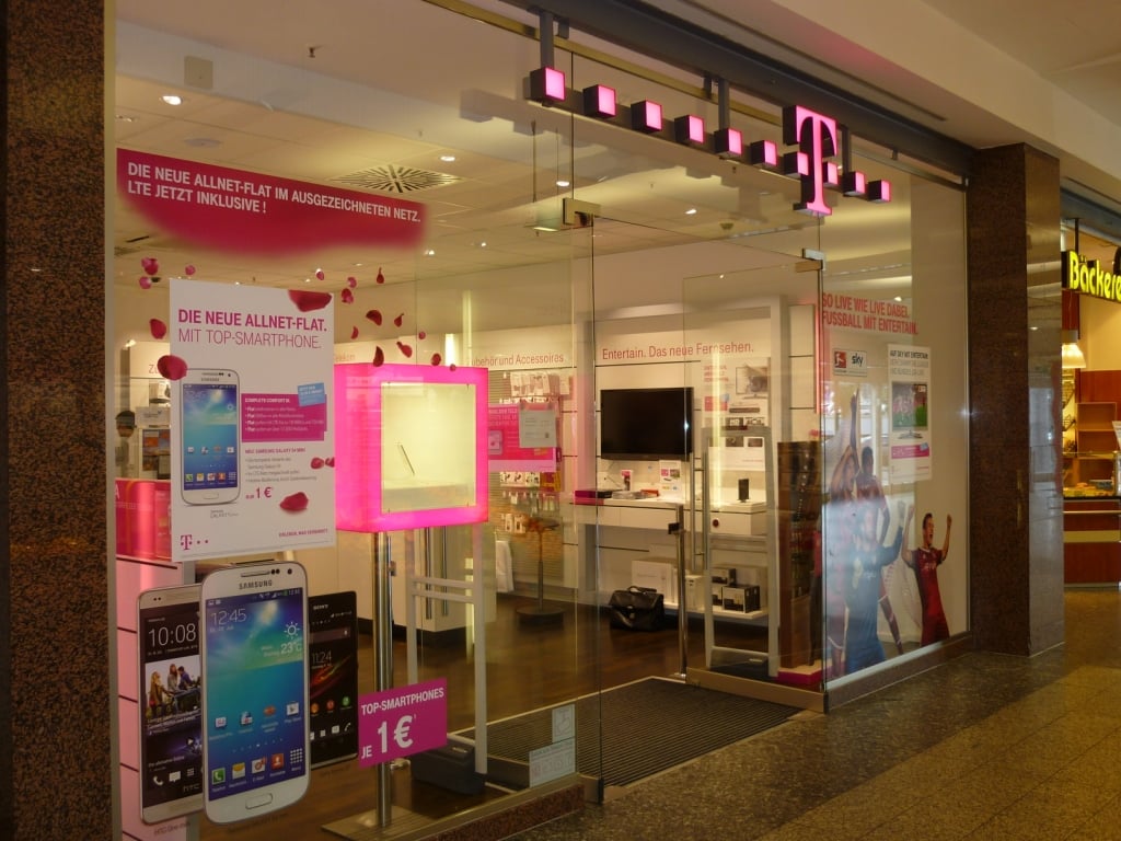 Store photo