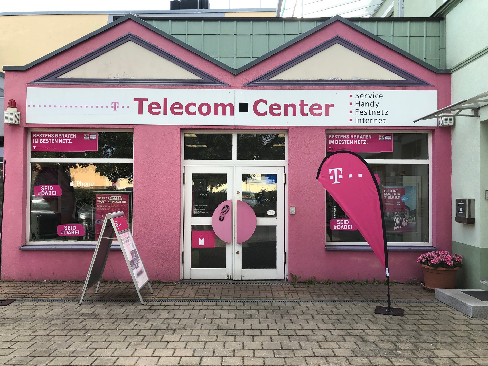 Store photo
