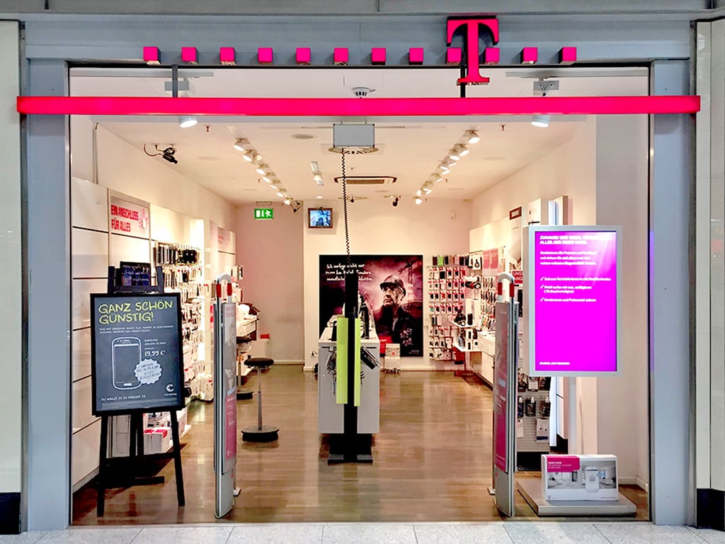 Store photo