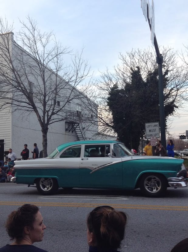 Downingtown Good Neighbor Christmas Parade 2016