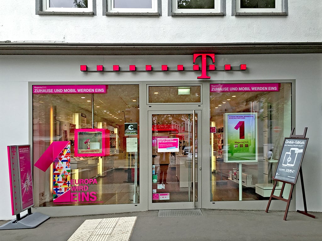Store photo