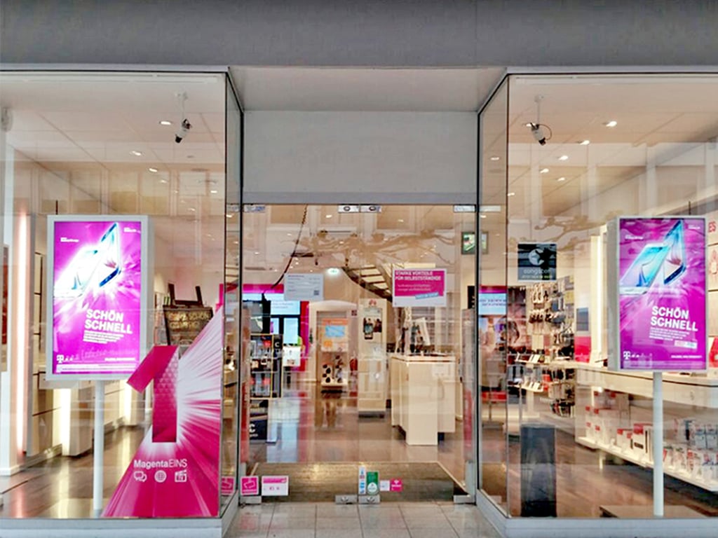 Store photo