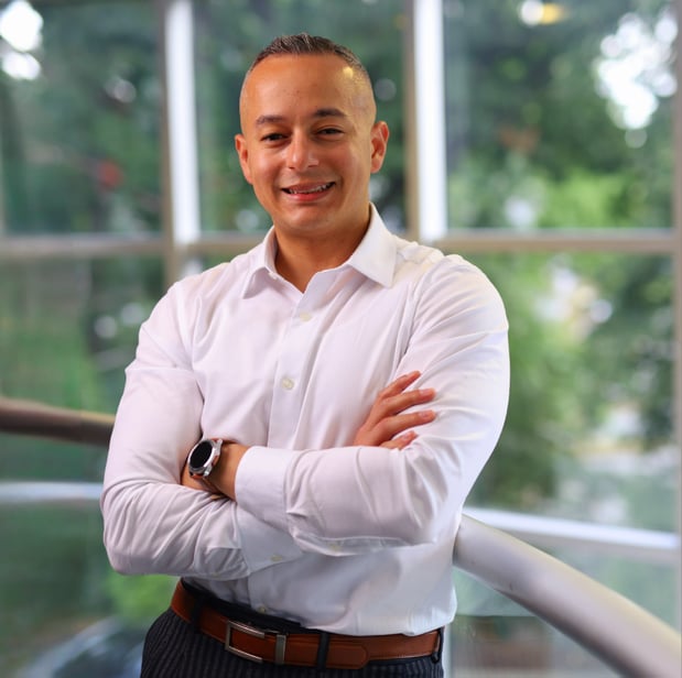 Carousel Associate Image