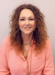Photo of Donna Lynch