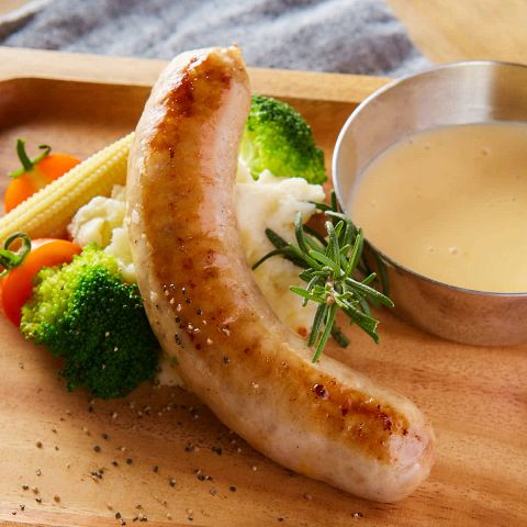 サルシッチャソーセージのたっぷりチーズソース