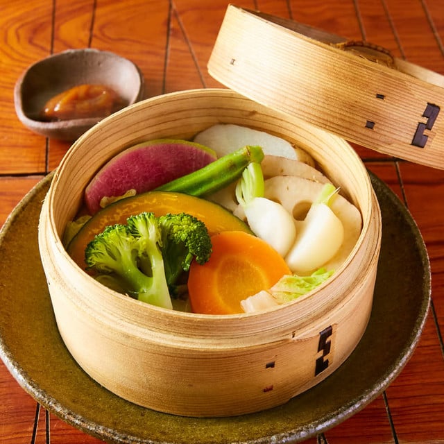 マタギ厳選!旬の蒸し野菜盛り合わせ