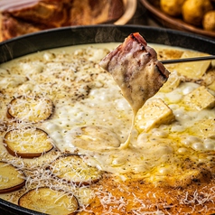 『女子会』選べるメインに野菜も肉もチーズもたっぷり♪◇最大2.5時間飲み放題付き7品3500円