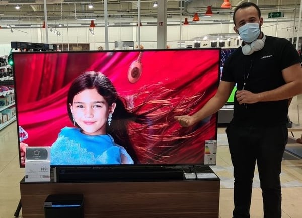 Venez découvrir la nouvelle Barre de son Bose Smart Soundbar 900 dans votre Boulanger Avignon - Le Pontet.
Profitez d'une offre exceptionnelle en magasin , Boulanger et Bose vous offre une paire de lunette audio Bose Frame pendant cette période de précommande.
Joey notre ambassadeur Bose est disponible tous les jours de la semaine pour vous accompagner dans votre choix produit !