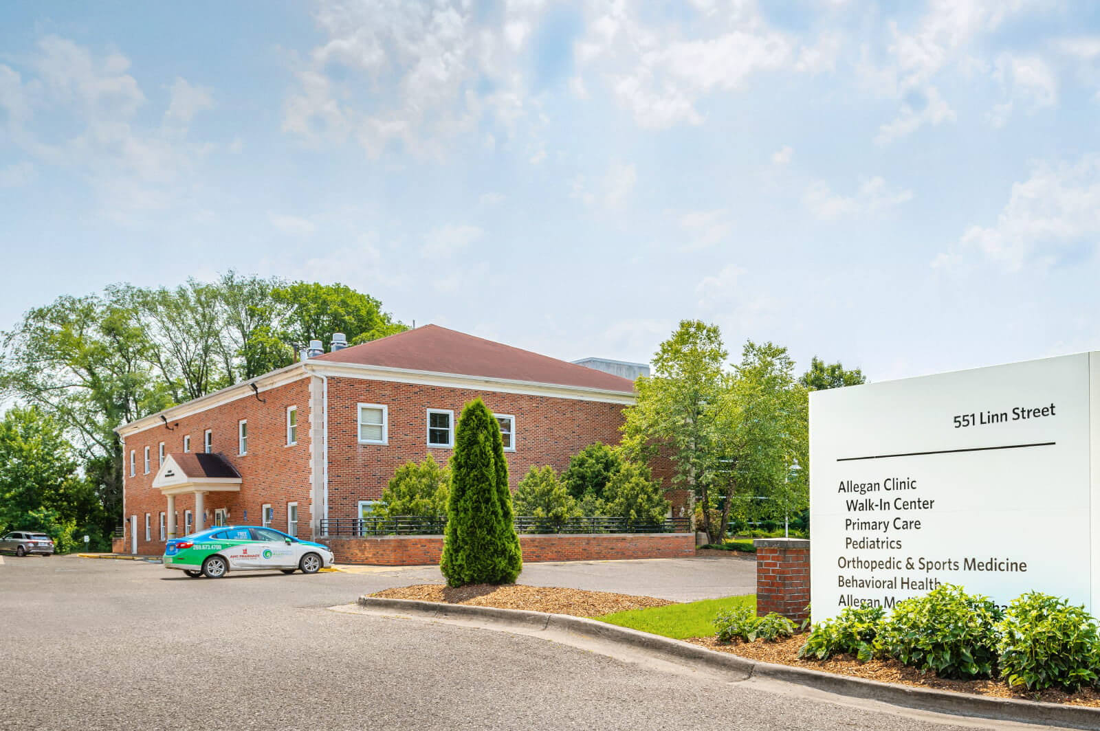 Beacon Allegan Bone & Joint Specialists - 551 Linn St #220 Allegan, MI 49010 United States