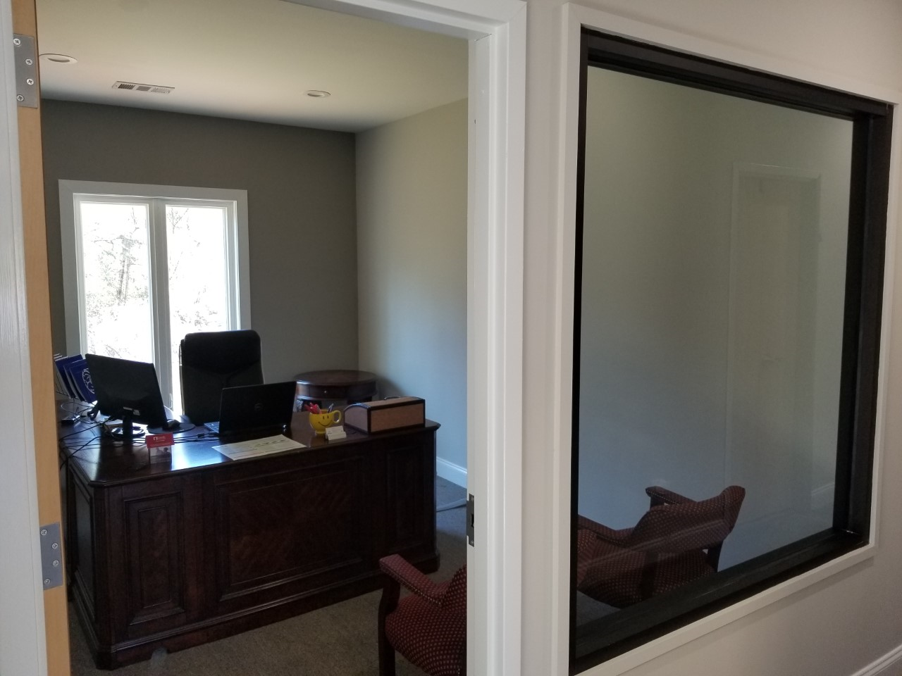 Photo gallery image