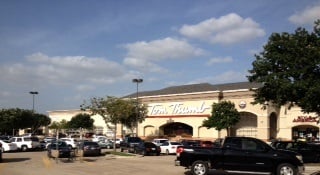Tom Thumb Store Front Picture at 2755 N Collins St in Arlington TX
