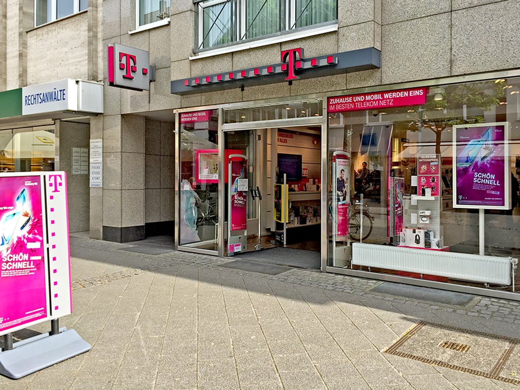 Store photo
