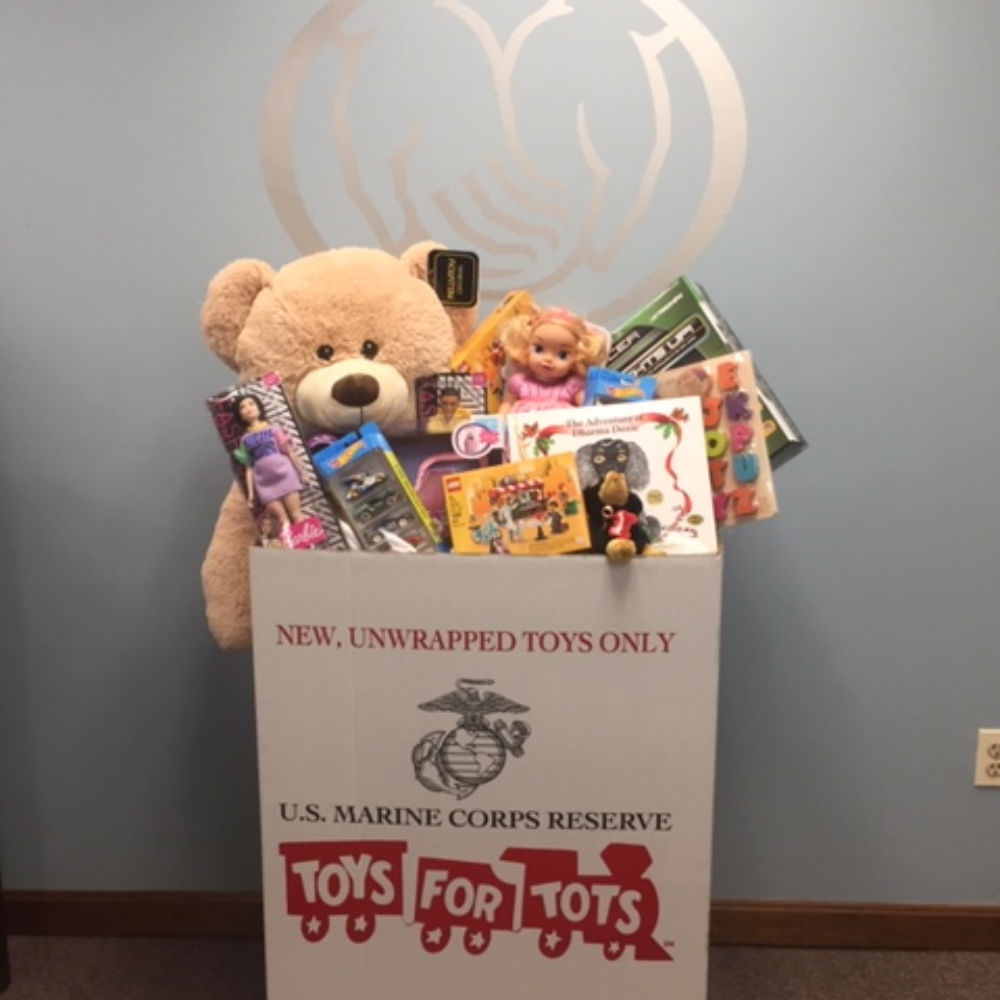 We volunteered for Marine Toys for Tots Foundation and earned a $40,000 Allstate Foundation Helping Hands Grant to benefit the organization.