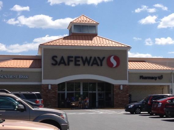 Safeway Store Front Picture at 4211 Mountain Rd in Pasadena MD