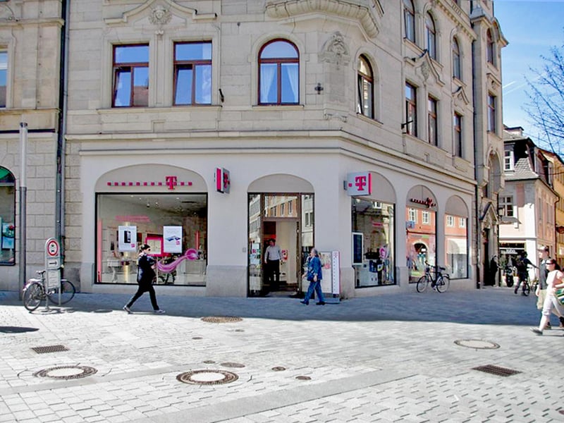 Store photo