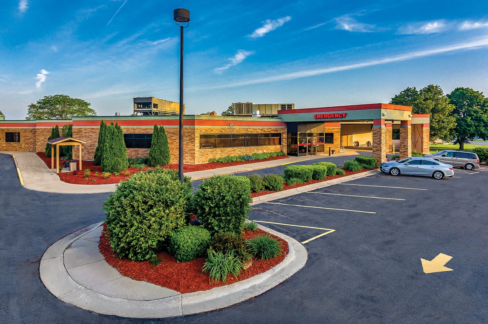 Beacon Plainwell Emergency - 411 Naomi St, Plainwell, MI 49080