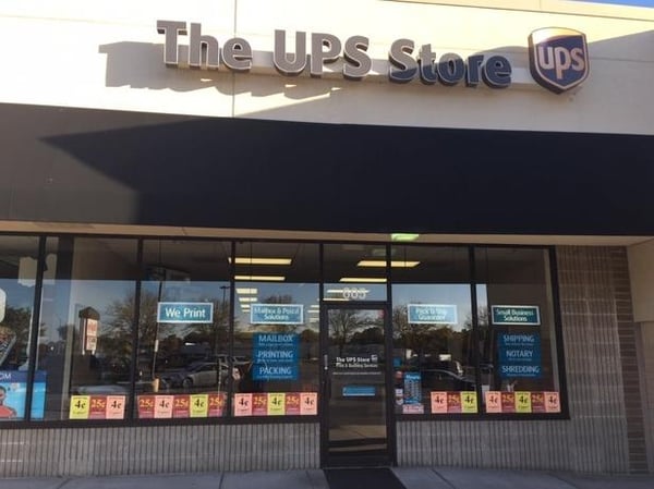 Exterior storefront image of The UPS Store #4375 in Blue Springs, MO