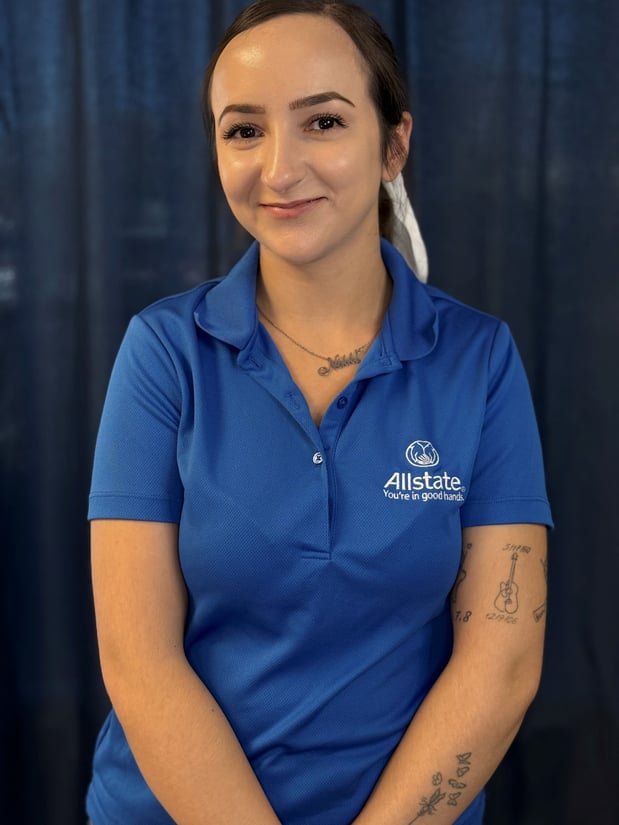 Adriana Rodriguez Licensed sales producer. Adriana has been with The Duncan Agency for two years, habla Espanol