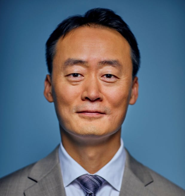Financial Specialist- Tae Kim