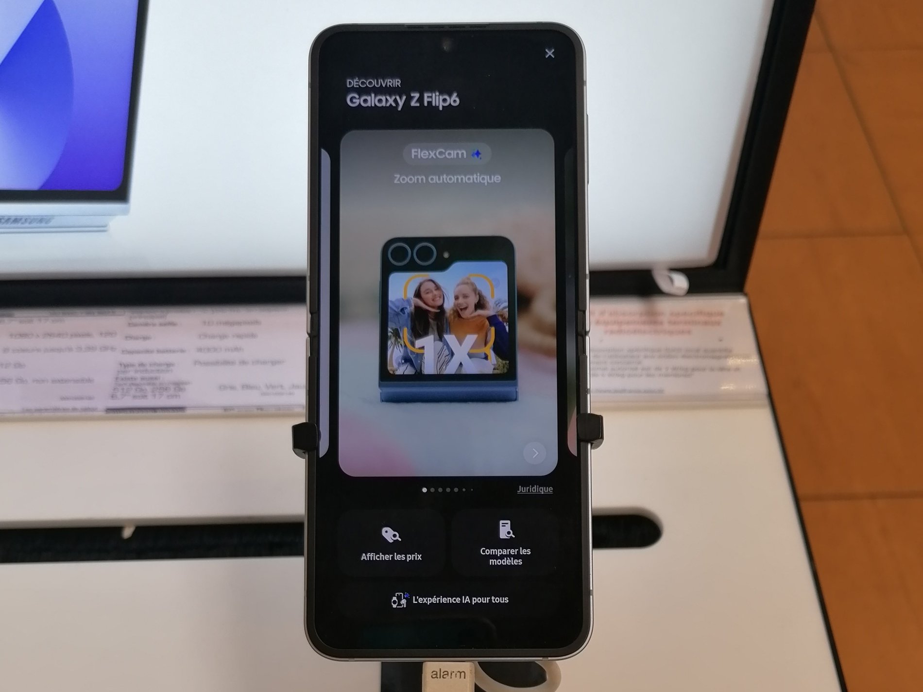 Le smartphone samsung Galaxy Z Flip6 chez Boulanger Troyes - Saint Parres Aux Tertres!
