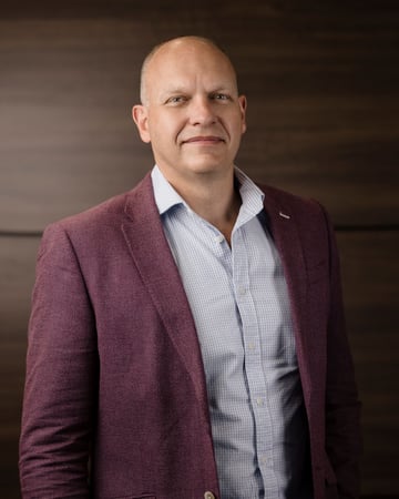 Etienne Toet's headshot